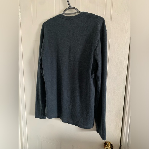 Lululemon Shift Stitch Henley Poseidon Size Medium - Picture 5 of 6